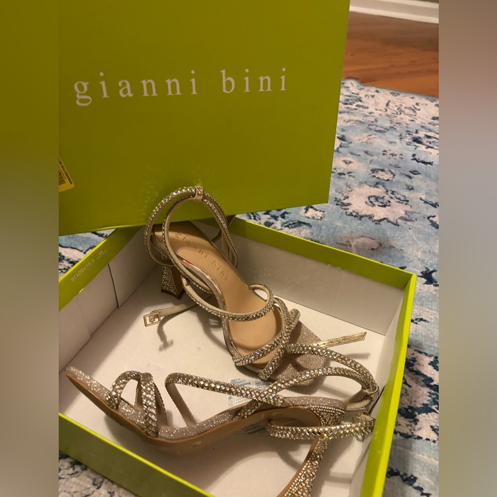 Gianni Bini Sparkling Gold Heels